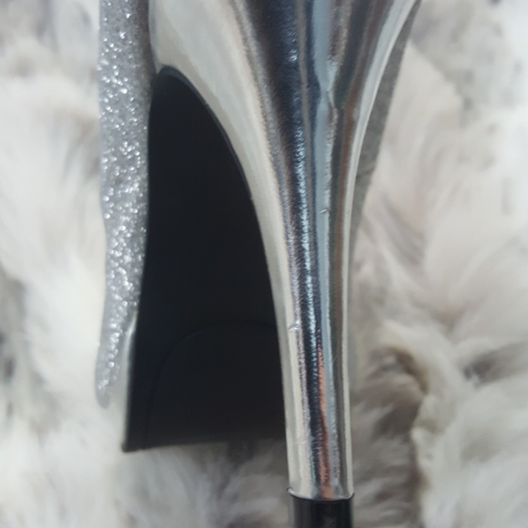 Silver glitter heels - Picture 5 of 7